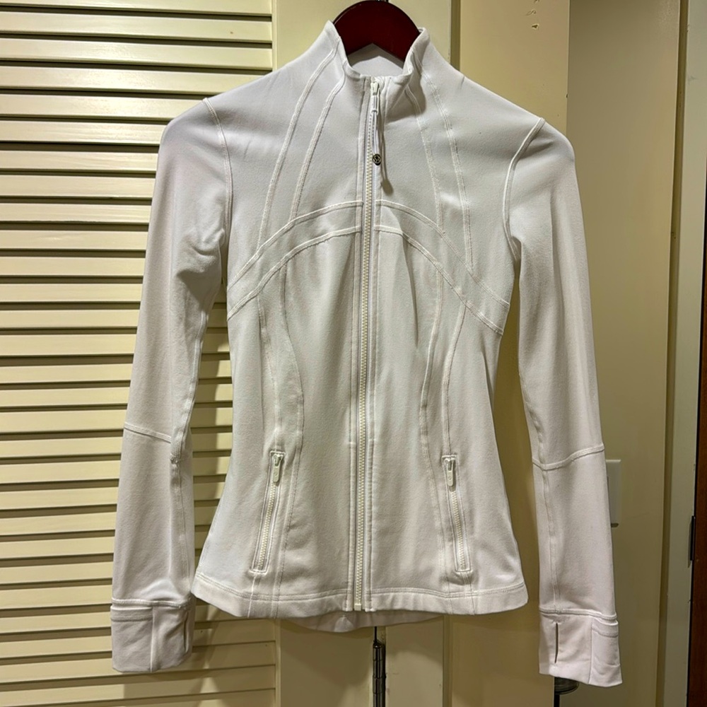 Lululemon Define Jacket Luon. Size 4